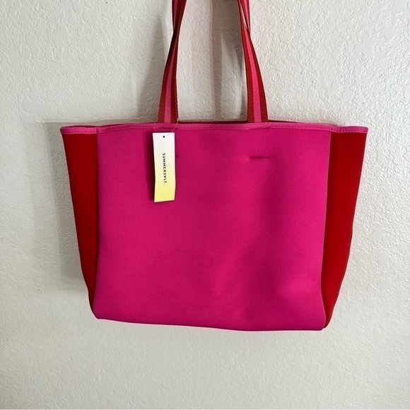 NEW SUMMERSALT Neoprene Beach Tote in Pink/Red - Picture 7 of 10